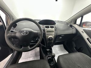 Toyota Yaris 1.0 VVT-I Active 70Cv Nacional  - Foto 8