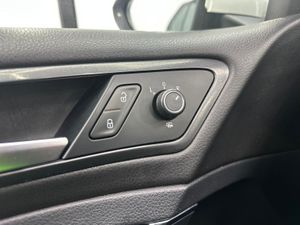 Volkswagen Golf GTD 2.0 TDI 135kW (184CV) DSG 7.5 Cuadro digital  - Foto 26