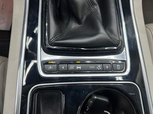 Jaguar XE 2.0 AJ200D Diesel RWD 180cv Portfolio Nacional - 84.000Km  - Foto 21