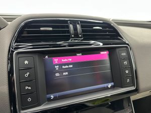 Jaguar XE 2.0 AJ200D Diesel RWD 180cv Portfolio Nacional - 84.000Km  - Foto 20