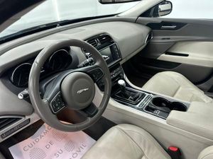 Jaguar XE 2.0 AJ200D Diesel RWD 180cv Portfolio Nacional - 84.000Km  - Foto 12