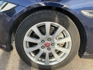 Jaguar XE 2.0 AJ200D Diesel RWD 180cv Portfolio Nacional - 84.000Km  - Foto 6