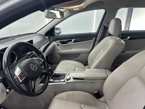 Mercedes Clase C C 200 CDI Blue Efficiency Estate 136Cv Automatic - 219.000Km  - Foto 10