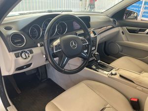 Mercedes Clase C C 200 CDI Blue Effic. Elegance Estate 136Cv - 219.000Km  - Foto 10