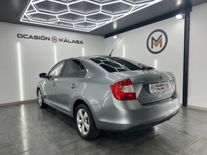 Skoda Rapid 1.2 MPI 75cv Active Nacional - 183.000Km  - Foto 4