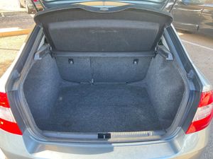 Skoda Rapid 1.2 MPI 75cv Active Nacional - 183.000Km  - Foto 10