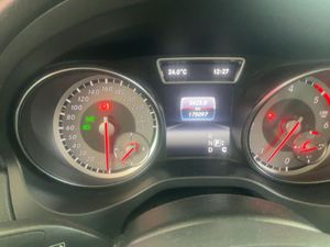 Mercedes Clase CLA CLA 200 d AMG Line 136Cv - 175.000Km  - Foto 7