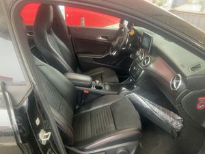 Mercedes Clase CLA CLA 200 d AMG Line 136Cv - 175.000Km  - Foto 13