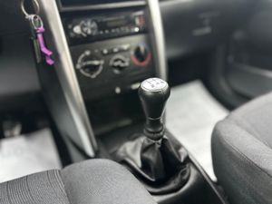 Peugeot 207 Confort 1.4 HDI 70  - Foto 11