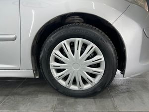 Peugeot 207 Confort 1.4 HDI 70  - Foto 7