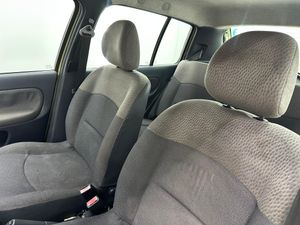 Renault Clio Yahoo! 1.2 16v 75 5p 202.000Km  - Foto 11