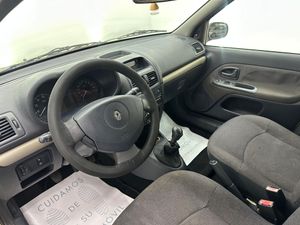 Renault Clio Yahoo! 1.2 16v 75 5p 202.000Km  - Foto 19