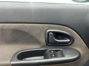 Renault Clio Yahoo! 1.2 16v 75 5p 202.000Km  - Foto 17