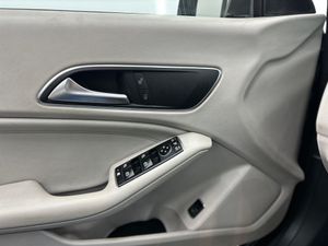 Mercedes Clase CLA CLA 200 CDI AMG Line Nacional 136Cv - 2 años Garantia  - Foto 10