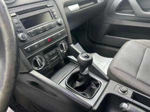 Audi A3 1.6 TDI 105cv Attraction Nacional - 172.000Km  - Foto 12