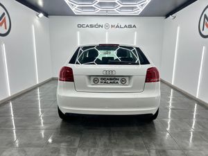 Audi A3 1.6 TDI 105cv Attraction Nacional - 172.000Km  - Foto 5