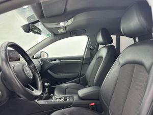 Audi A3 1.6 TDI 85kW (116CV) Sedan Nacional Sline  - Foto 9