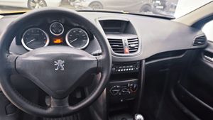 Peugeot 207 Confort 1.4 75Cv Nacional  - 96500Km  - Foto 10