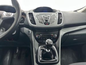 Ford Grand C-MAX 1.0 EcoBoost 125 Auto Start-Stop Trend Nacional Único Propietario - 162.000Km  - Foto 18