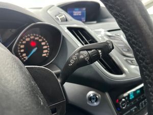 Ford Grand C-MAX 1.0 EcoBoost 125 Auto Start-Stop Trend Nacional Único Propietario - 162.000Km  - Foto 27