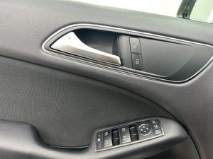 Mercedes Clase B B 200 CDI BlueEFFICIENCY  - Foto 23