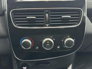 Renault Clio Limited Energy TCe 66kW (90CV) 2018 Nacional - 96.000Km  - Foto 17