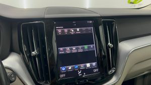 Volvo XC60 2.0 D4 AWD Momentum Auto  - Foto 14