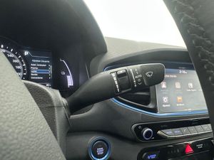 Hyundai IONIQ Híbrido 1.6 GDI 104 kW (141 CV) 6DCT Klass Nav Nacional +Único Propietario+Historial de mantenimiento - 134.000Km  - Foto 19