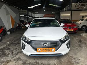 Hyundai IONIQ Híbrido 1.6 GDI 104 kW (141 CV) 6DCT Klass Nav Nacional +Único Propietario+Historial de mantenimiento - 134.000Km  - Foto 2