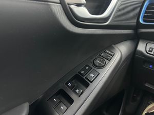 Hyundai IONIQ Híbrido 1.6 GDI 104 kW (141 CV) 6DCT Klass Nav Nacional +Único Propietario+Historial de mantenimiento - 134.000Km  - Foto 21