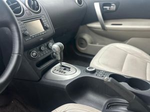 Nissan Qashqai 2.0 dCi TEKNA PREMIUM 4x4 A/T 17