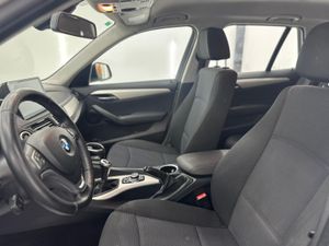 BMW X1 sDrive16d  - Foto 8