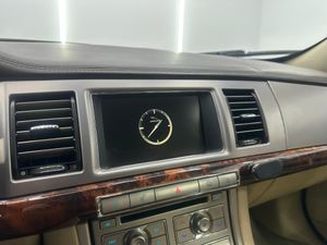 Jaguar XF 3.0 V6 Diésel Luxury  - Foto 26