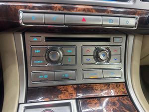 Jaguar XF 3.0 V6 Diésel Luxury  - Foto 14