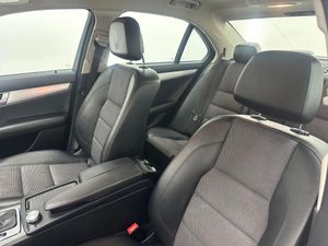 Mercedes Clase C C 200 CDI Avantgarde Automatico 136Cv -230.000Km  - Foto 9