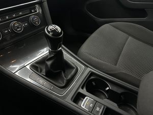 Volkswagen Golf Advance 1.6 TDI 85kW (115CV) Nacional  143.000Km  - Foto 17