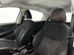 Peugeot 208 5P ACCESS 1.0 VTi 68Cv - 120.000Km  - Foto 9