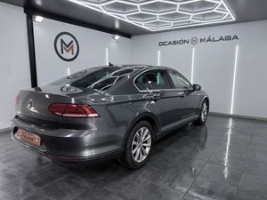 Volkswagen Passat 1.6 TDI 120cv Advance BMT Nacional  - Foto 6