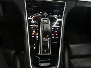 Porsche Panamera 4 E-Hybrid Executive  - Foto 15