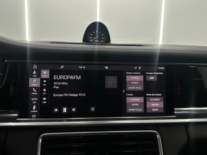 Porsche Panamera 4 E-Hybrid Executive  - Foto 20
