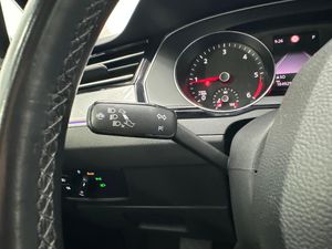 Volkswagen Passat Variant Executive 2.0 TDI 110kW (150CV)  - Foto 17