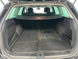 Volkswagen Passat Variant Executive 2.0 TDI 110kW (150CV)  - Foto 20