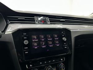 Volkswagen Passat Variant Executive 2.0 TDI 110kW (150CV)  - Foto 26