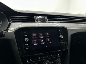 Volkswagen Passat Variant Executive 2.0 TDI 110kW (150CV)  - Foto 27