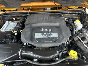 Jeep Wrangler  Wrangler 3.6 V6 Sahara Aut  - Foto 6