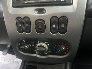 Dacia Duster Ambiance 1.6 105Cv E5 Nacional - 92.000Km  - Foto 18