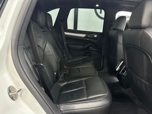 Porsche Cayenne 3.0 TD Platinum Edition Tiptronic Nacional Full Equipe  - Foto 27