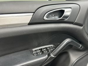 Porsche Cayenne 3.0 TD Platinum Edition Tiptronic Nacional Full Equipe  - Foto 25