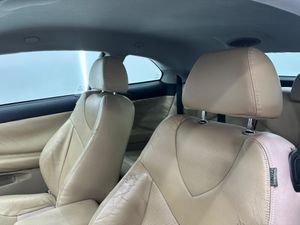 Alfa Romeo GT 1.9 JTD Distinctive - 199.000Km  - Foto 10