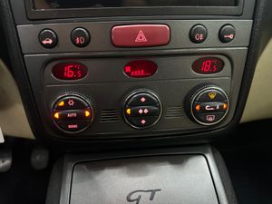 Alfa Romeo GT 1.9 JTD Distinctive - 199.000Km  - Foto 14